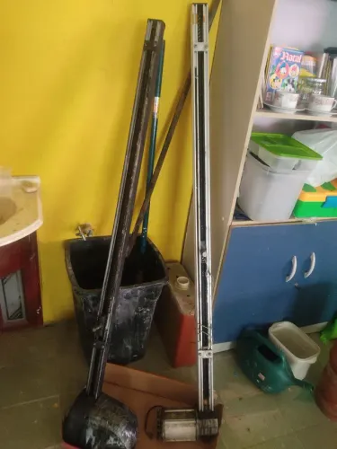 Dois kits de portão basculante usados com motor leia todo o anúncio para entender