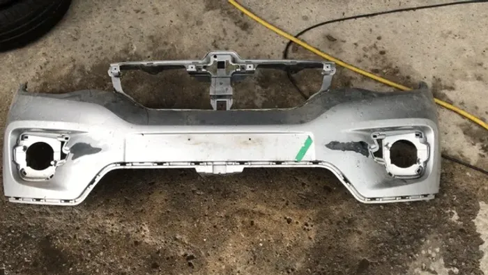 Parachoque Dianteiro Renault Kwid recuperado