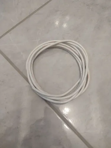Fio de internet 
