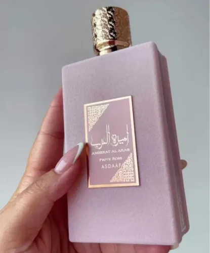 Perfume Ameerat Al Arab Prive Rose Asdaaf 100ml - Novo Lacrado