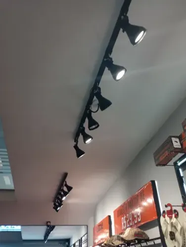 Iluminação loja