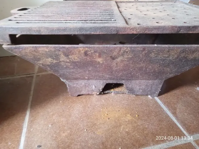 Churrasqueira de ferro 