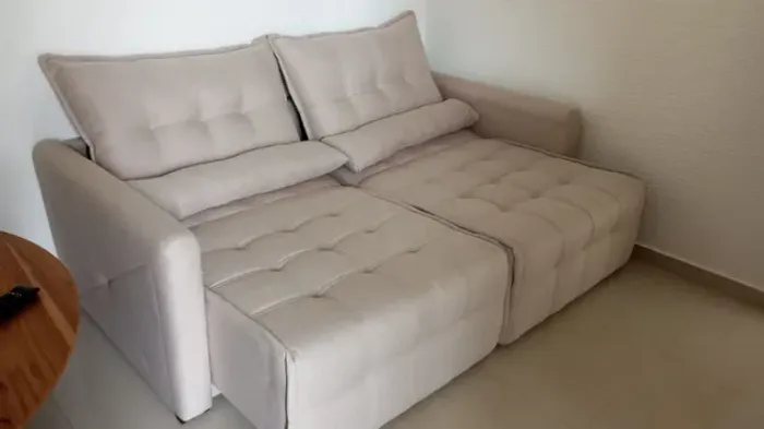 Sofá cama retrátil reclinável