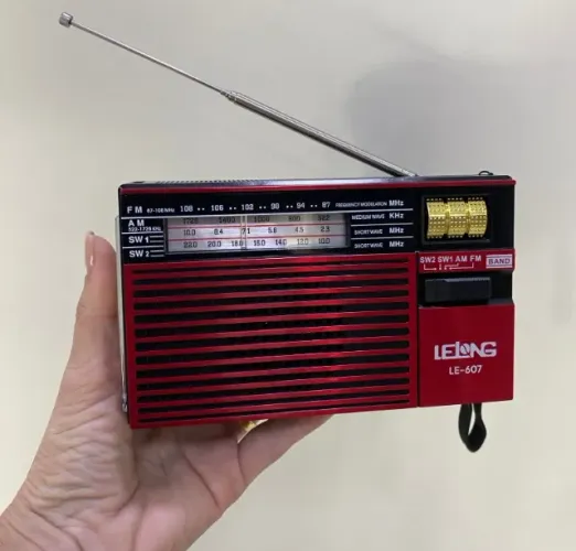 Rádio Retrô Am/Fm Recarregável Lelong Le 607 Loja Coimbra Computadores Entregamos 