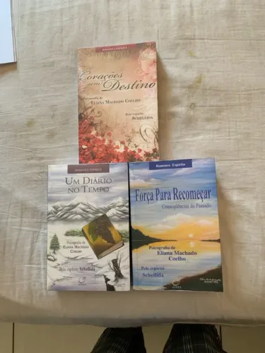3 livros da autora Eliana Machado Coelho Romance Espírita