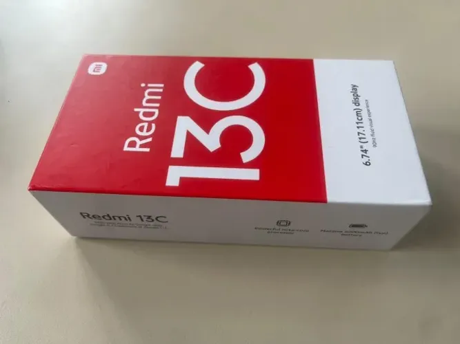 Vendo Redmi 13C 8gb 256gb Midnight Black