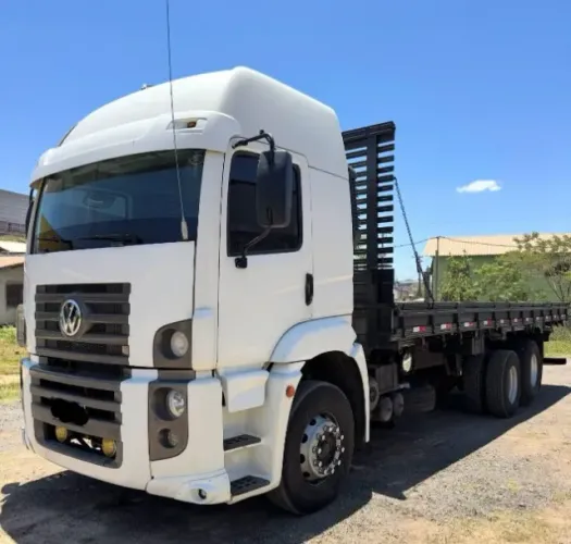 Vw 19320 6x2 - 2011 Carroceria
