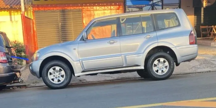 Mitsubishi Pajero Full GLS/gls/pkhpe 3.2 Dies.ti 5P 2004