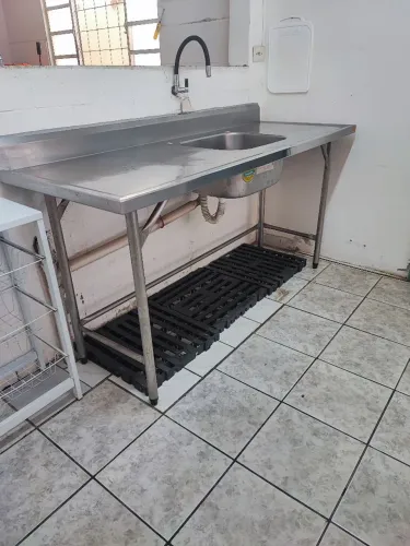 Pia inox industrial 1,80X0,65