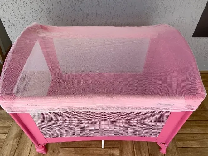 Berço Portátil Compacto Burigotto. Acompanha colchão e mosquiteiro