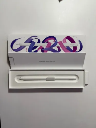 Apple Pencil Pro - Novo na Caixa