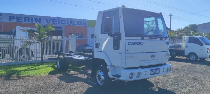 Ford Cargo 712 unico dono revisada