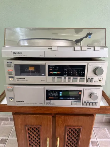 Aparelho de Som Gradiente DS-20 (Vintage)