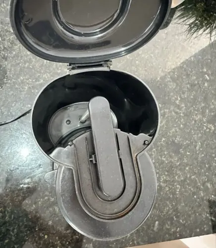 Cafeteira mondel da grande