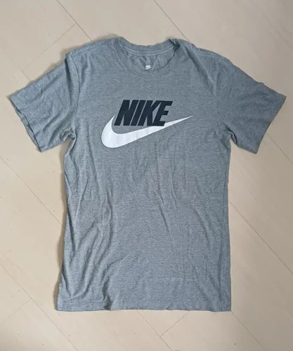 Camisa Nike Cinza Oversized
