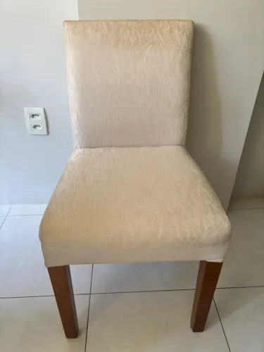 2 Cadeiras pra mesa de jantar ou escritório