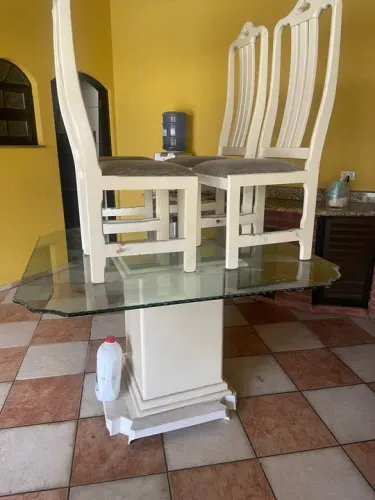 Mesa de Jantar de Vidro com 4 Cadeiras