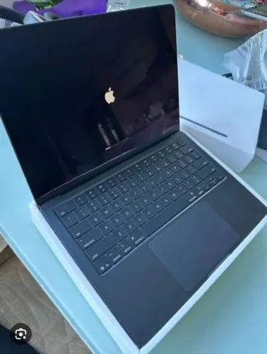 MACBOOK AIR M4 16/256 LACRADO PRETO