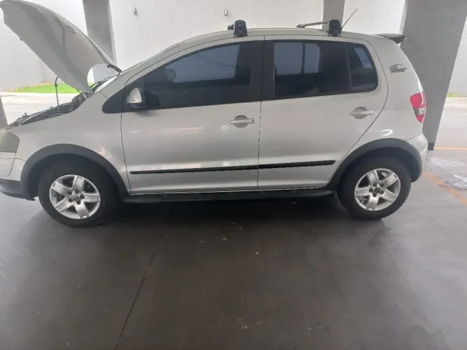 Volkswagen Fox Sunrise 1.0 MI Total Flex 8V 5P 2010