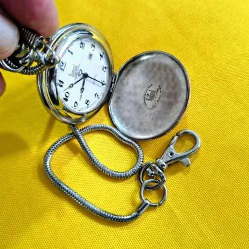 relógio de bolso com tampa