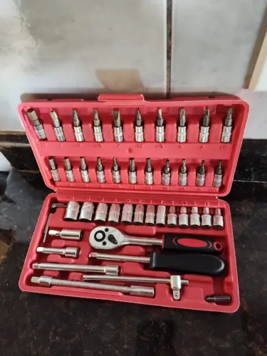 Kit Ferramentas 46 Peças Soquetes Catraca Reversível Maleta