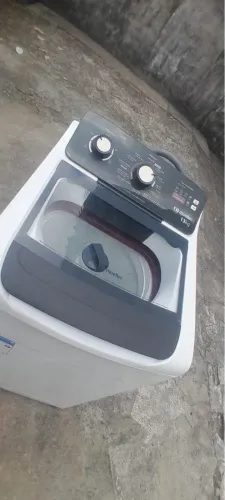 Máquina de lavar roupa 