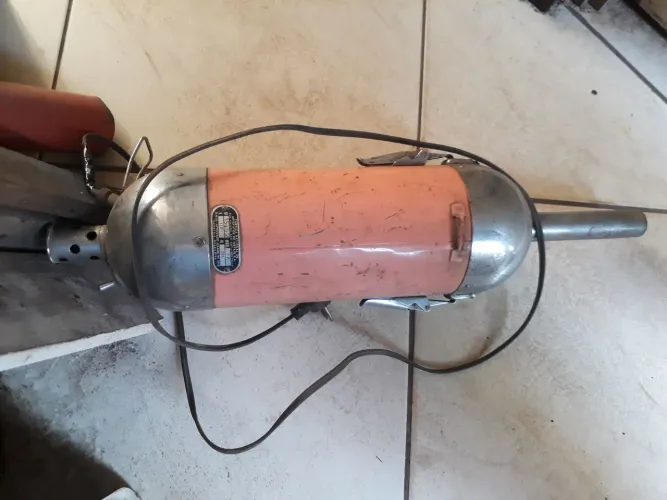 Aspirador de pó vintage