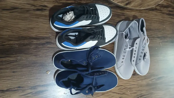 3 Pares de Tênis 42