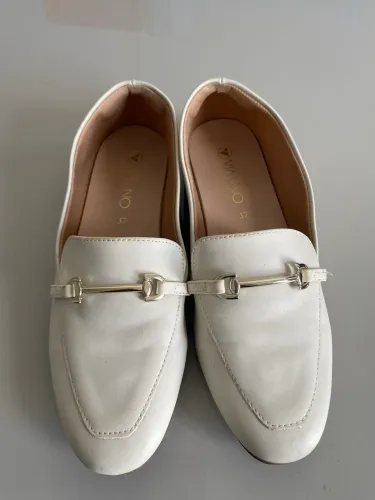 Mocassim Feminino Branco Tam. 37