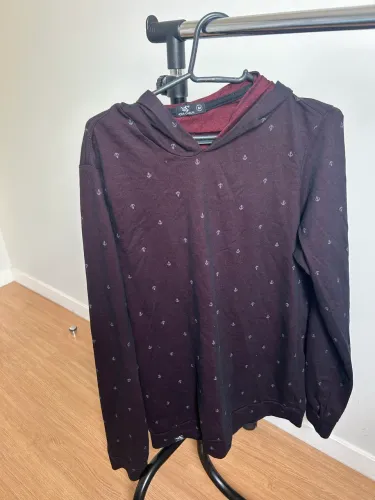 Blusa com capuz  tamanho M