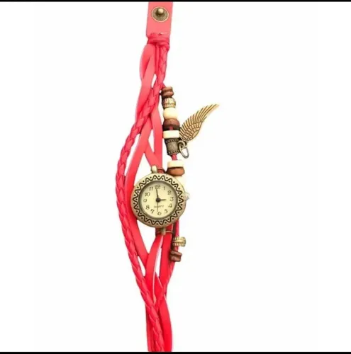 ÚLTIMA PEÇA Relógio feminino ?de couro pulseira vintage com pingente Hippie ?