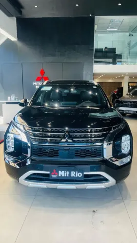 Mitsubishi Outlander Signature 2.4 4X4 AUT (híb) 2026