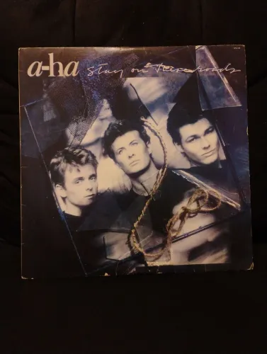 Vinil A-ha Stay On These Roads (Disco, LP)