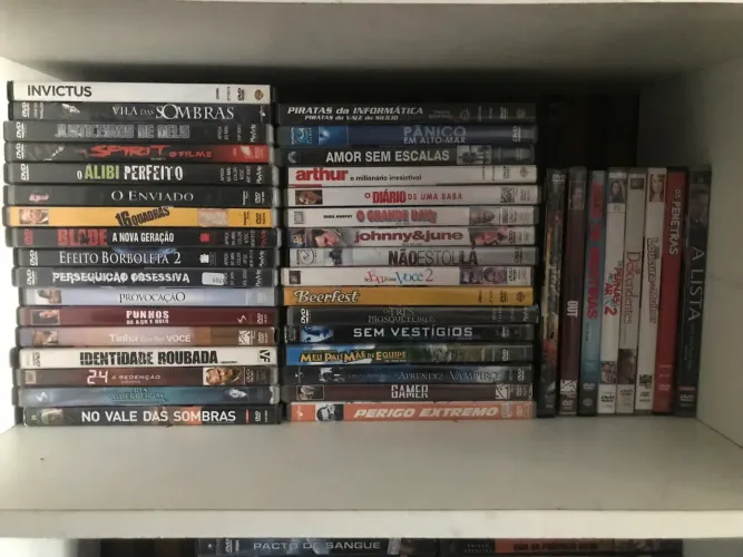 Lote com 230 DVDS FILME USADO