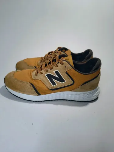 Tenis New Balance X-70 Caramelo - 40 - Divido no cartão
