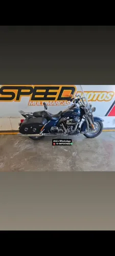 Harley davidson Road King classic 
