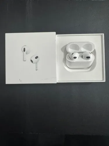 AirPods Apple (3ª geração)