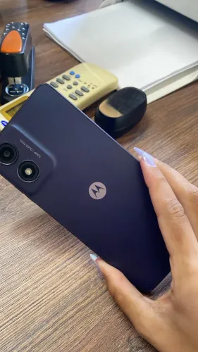 Motorola G04 128gb 4gb ram