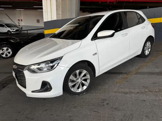 Locação Uber ONIX HATCH LTZ - 1.0 12V TB Flex 5p Mec.- COR BRANCA <br>Ano/Modelo: 2022/2022