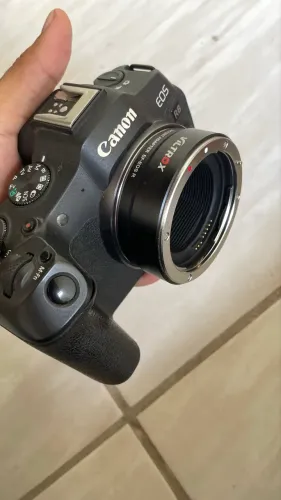 Canon R8 [Leia a descrição]