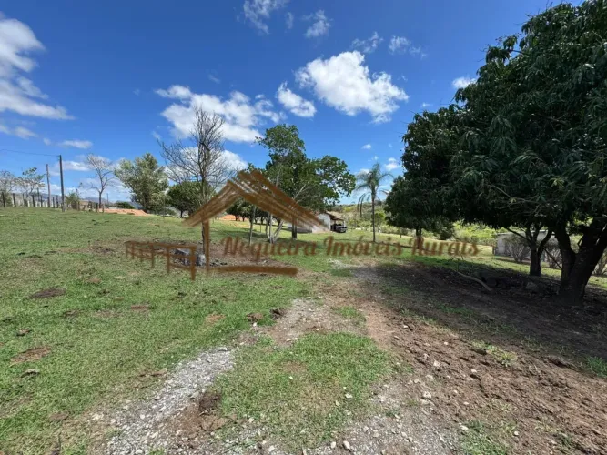 Sitio a venda com 3 hectares em Porangaba/SP