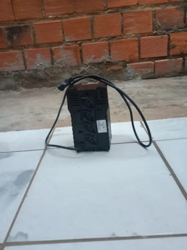 Estabilizador PowerEst 500 Bivolt