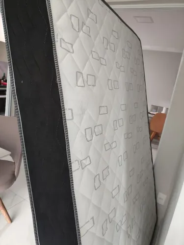 Colchão D45 firme novo 