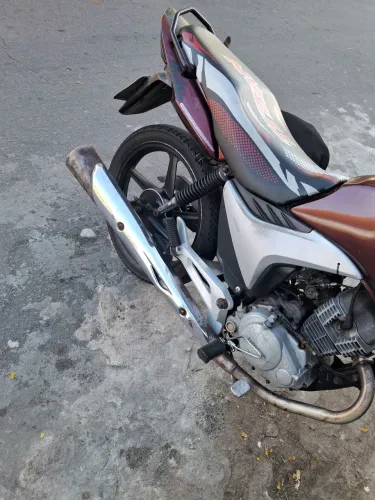 (Vendo moto )