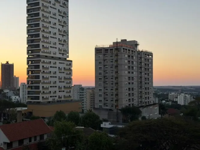Edifício Dr. Marcelo Rodrigues, Unidade do 4 andar, estuda permutas.