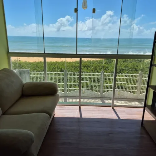 Casa com piscina, 5 quartos (2 suítes) e 320 m² em Interlagos, Vila Velha