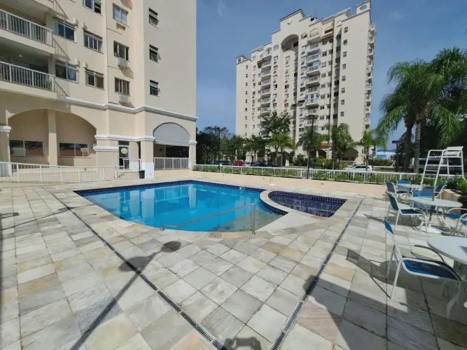 OPORTUNIDADE - Apartamento com 3 quartos sendo 1 suites no Condominino Nova Barra - Recrei