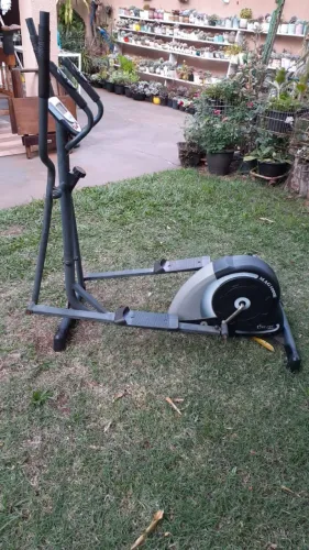 Vendo aparelho elíptico