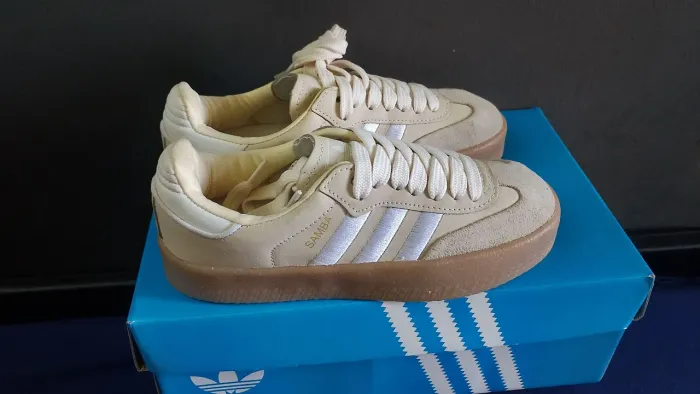 Tênis Adidas Tam 35