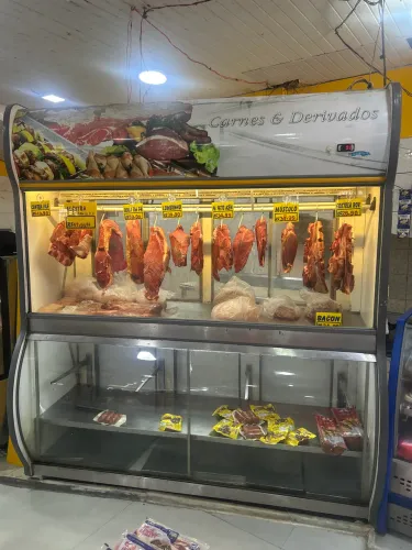 Vendo balcão duplo de açougue 2 m 5200 reais